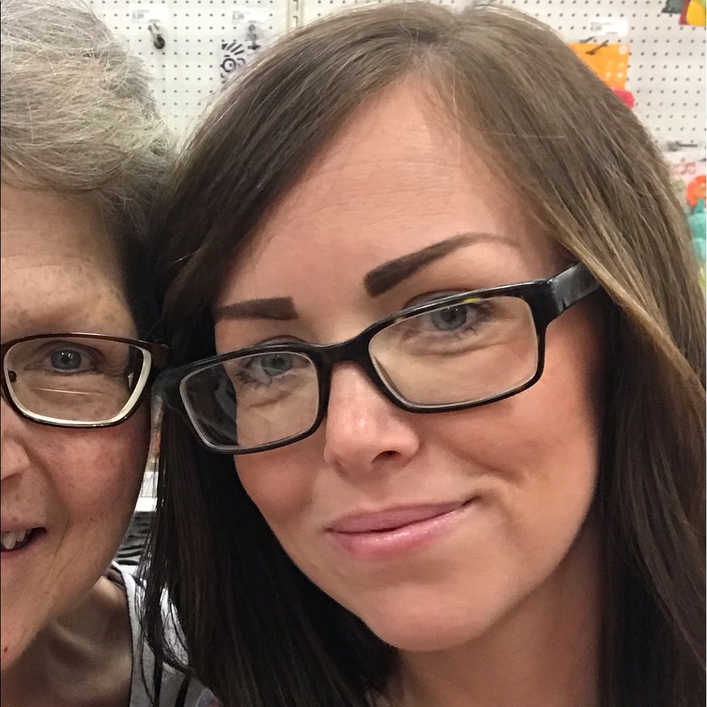 Meet your Posher, Andi